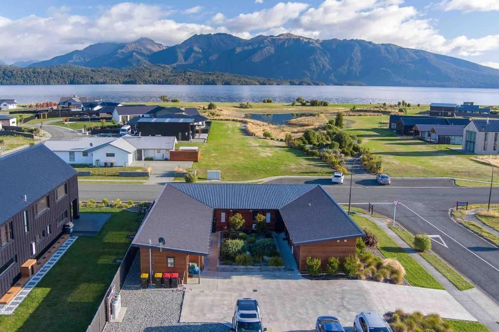Great Views From New 2 Bedroom Apartment Te Anau Zewnętrze zdjęcie
